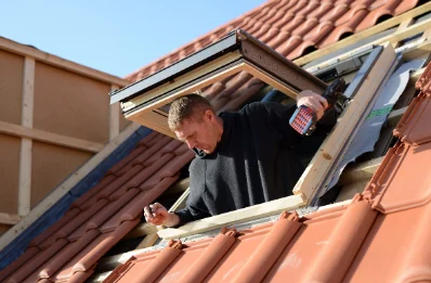 Pose de fenêtres de toit Velux à Melleville